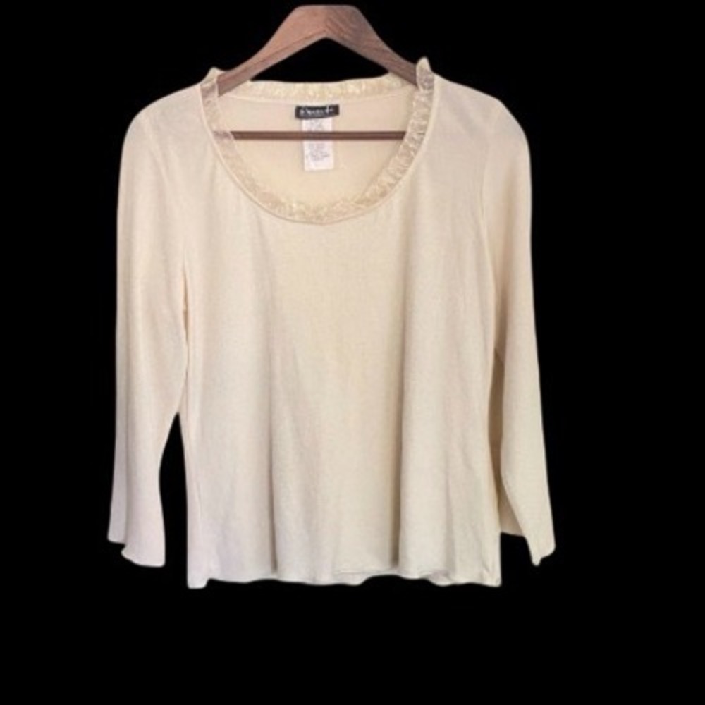 B.I.Y.A.Y.C.D.A. Y2K Women's Cream Ruffle Scoop Neck Lettuce Hem Knit Top Large‎